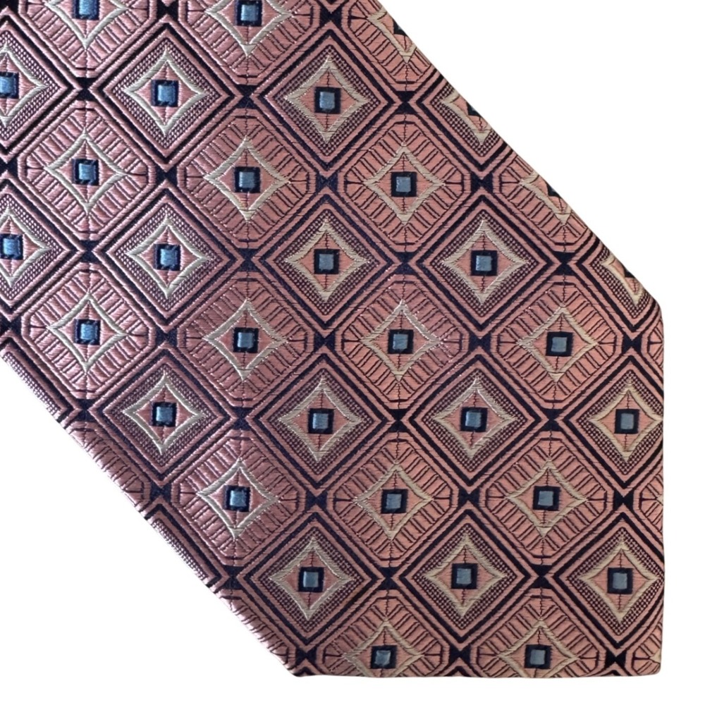 Jos A Bank Signature Collection Silk Tie Pink Blue Geometric Medallion Necktie